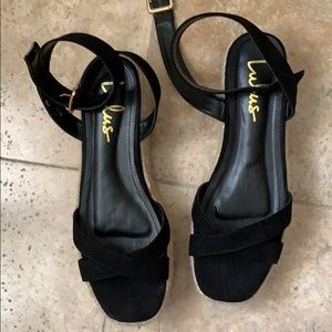 Lulus black wedges